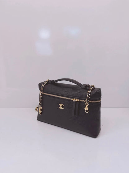 BLACK GRAINED CALFSKIN LEATHER LARGE VANITY WITH GOLD-TONE CHAIN