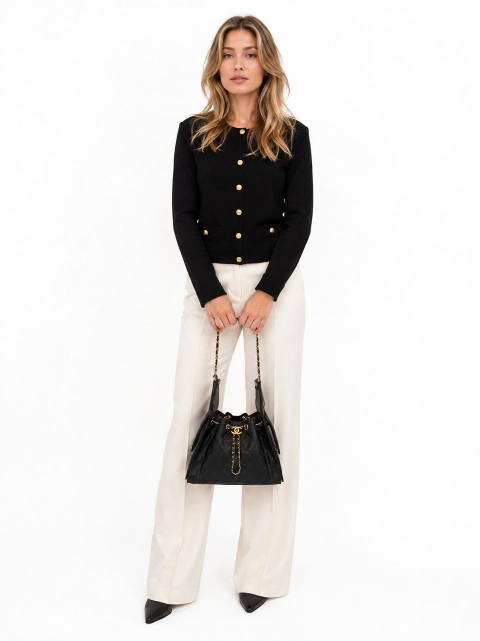 BLACK GRAINED CALFSKIN AND GOLD TONE METAL CHANEL 25 SMALL HANDBAG