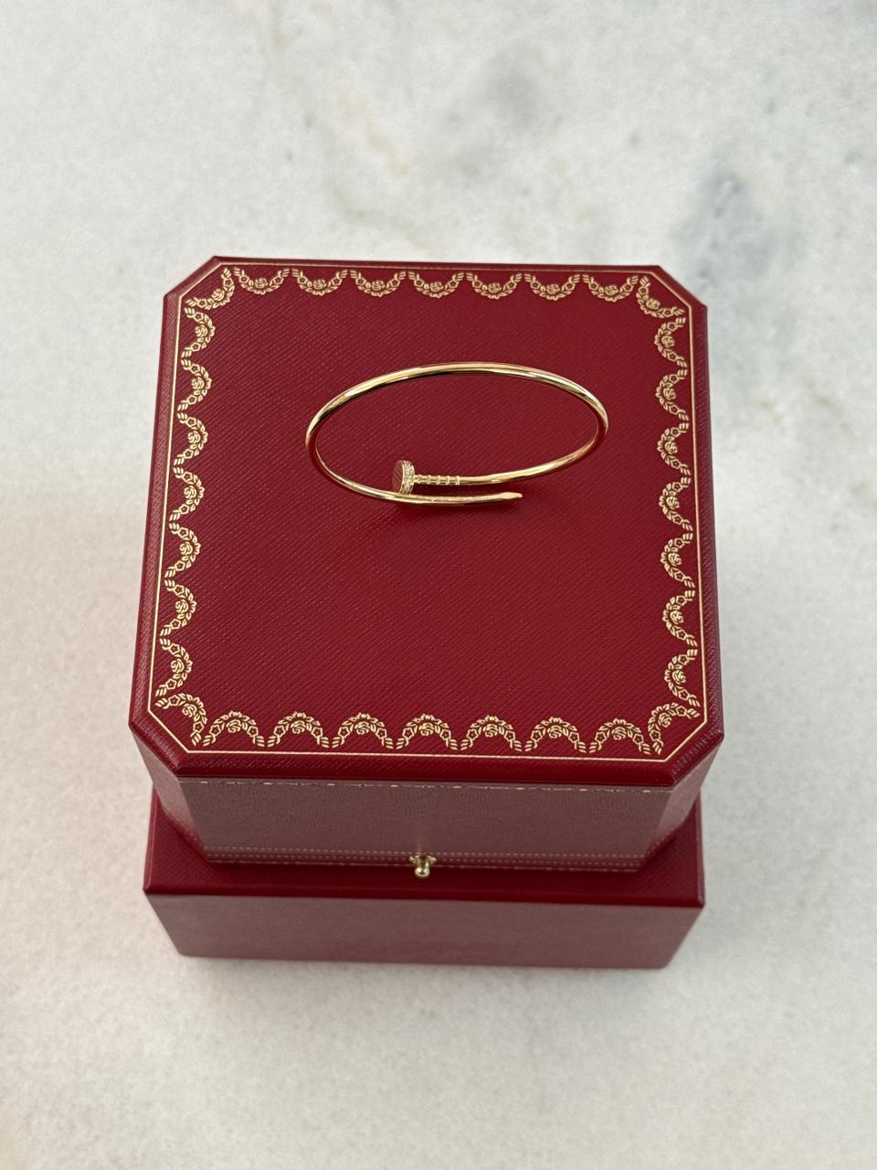 18K YELLOW GOLD JUST UN CLOU BRACELET, SMALL MODEL REVERSE-SET DIAMONDS 16