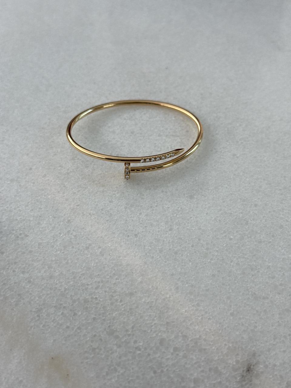 18K YELLOW GOLD JUST UN CLOU BRACELET, SMALL MODEL REVERSE-SET DIAMONDS 16