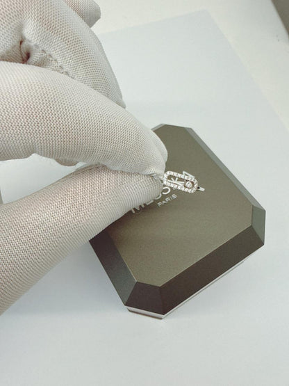 18K WHITE GOLD MOVE UNO DIAMOND RING 52