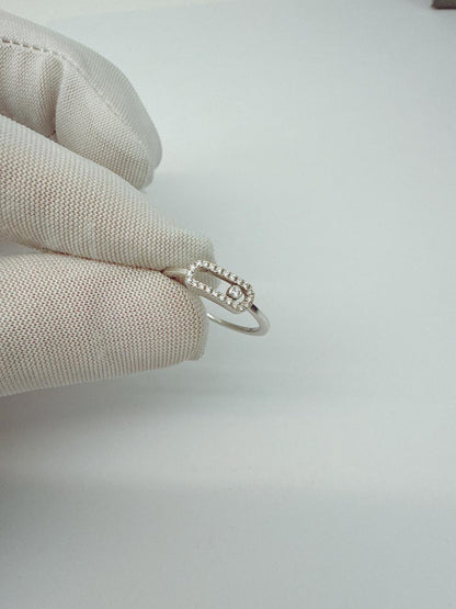 18K WHITE GOLD MOVE UNO DIAMOND RING 52