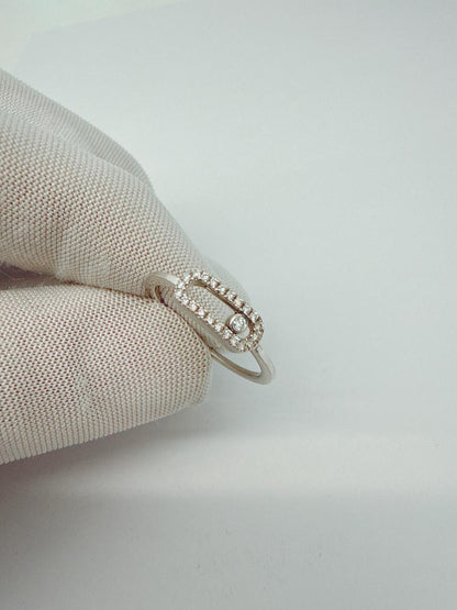 18K WHITE GOLD MOVE UNO DIAMOND RING 52