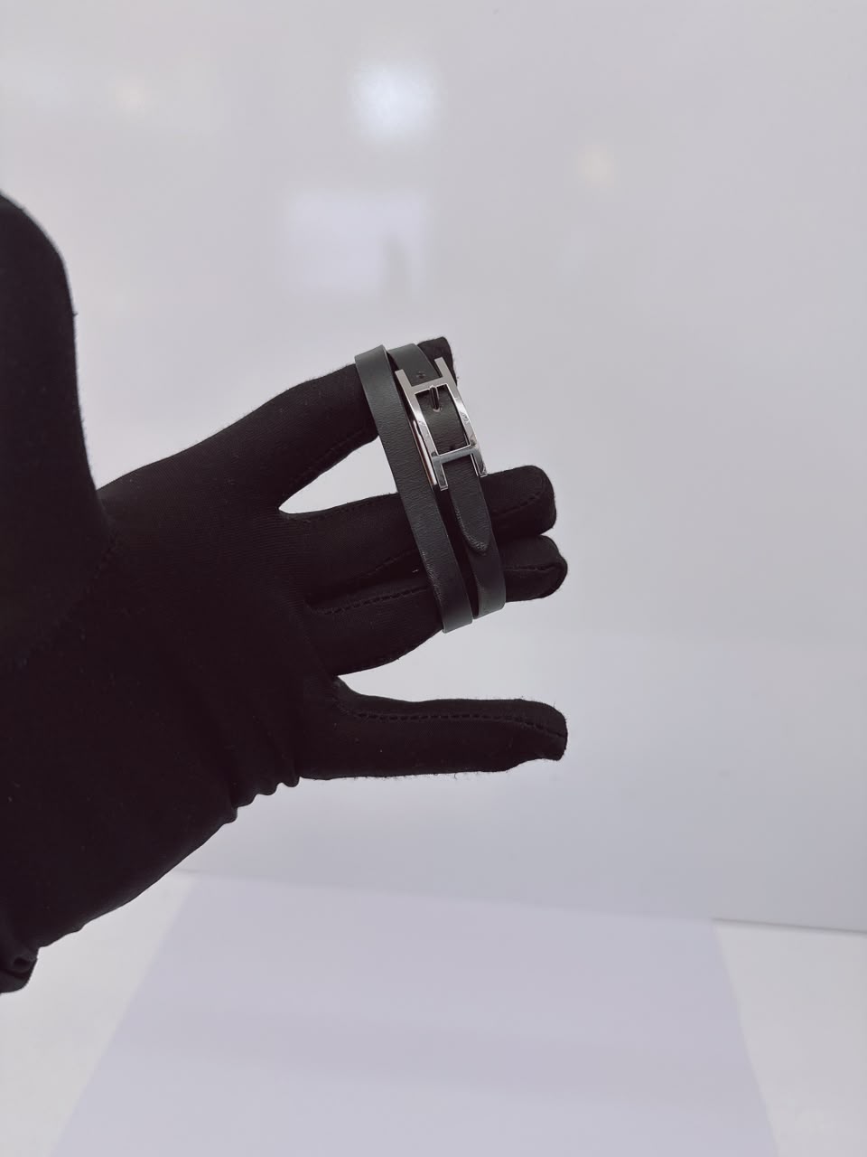 BLACK LEATHER BEHAPI DOUBLE TOUR BRACELET SILVER HARDWARE