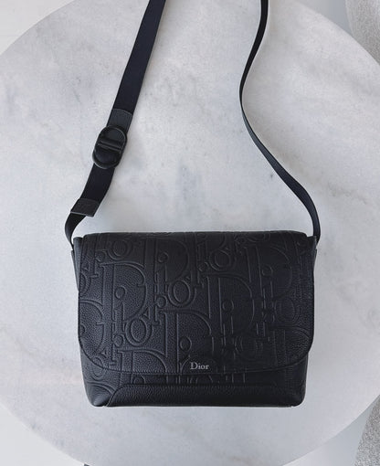 BLACK GRAVITY LEATHER SMALL DIOR JETT MESSENGER BAG