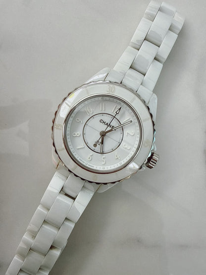 WHITE CERAMIC AND STEEL J12 WATCH 33MM