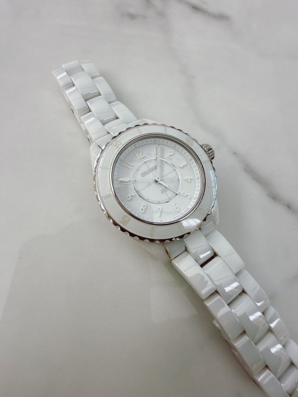 WHITE CERAMIC AND STEEL J12 WATCH 33MM