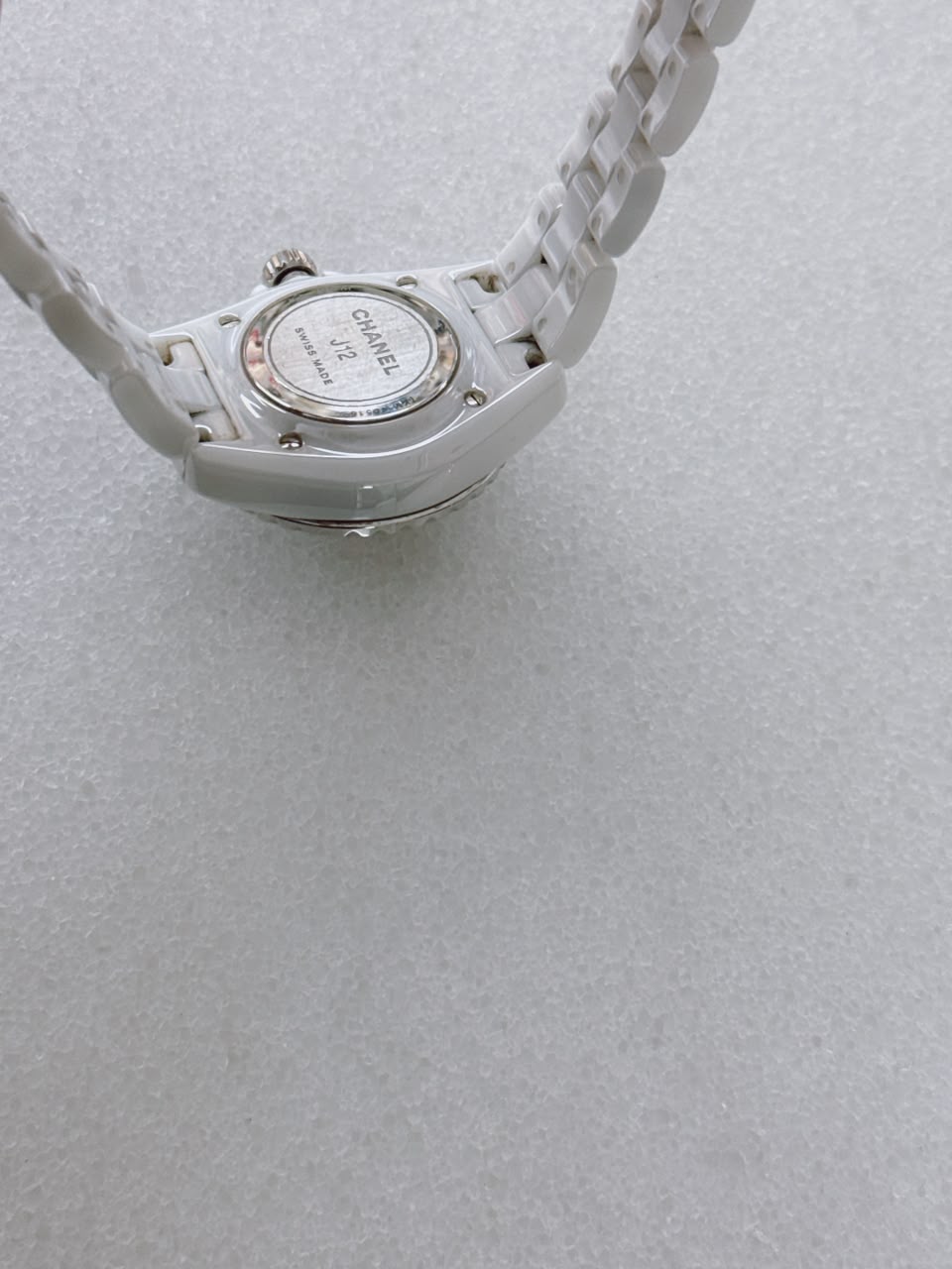 WHITE CERAMIC AND STEEL J12 WATCH 33MM