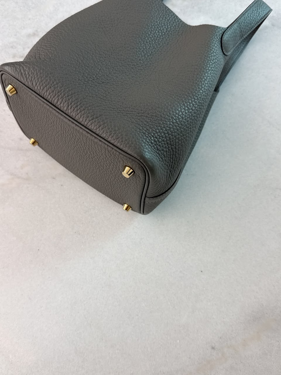 GRIS MEYER PICOTIN 18 CLEMENCE LEATHER GOLD HARDWARE