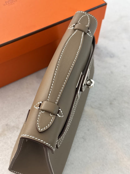 ETOUPE KELLY POCHETTE SWIFT LEATHER PALLADIUM HARDWARE
