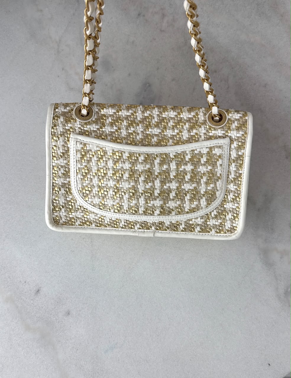 GOLD AND WHITE METALLIC LAMBSKIN VISCOSE WOVEN MEDIUM FLAP  BAG