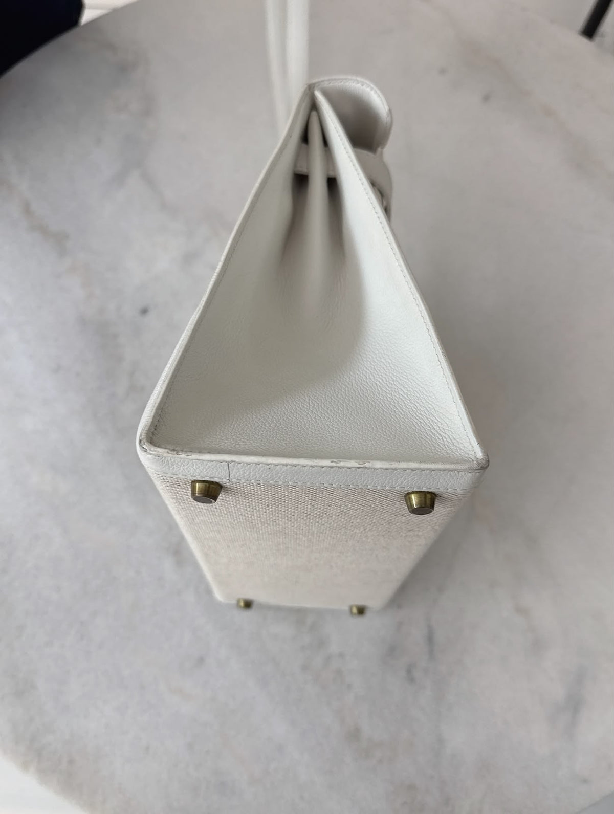 BEIGE CANVAS AND WHITE LEATHER KELLY SELLIER 28 GOLD HARDWARE
