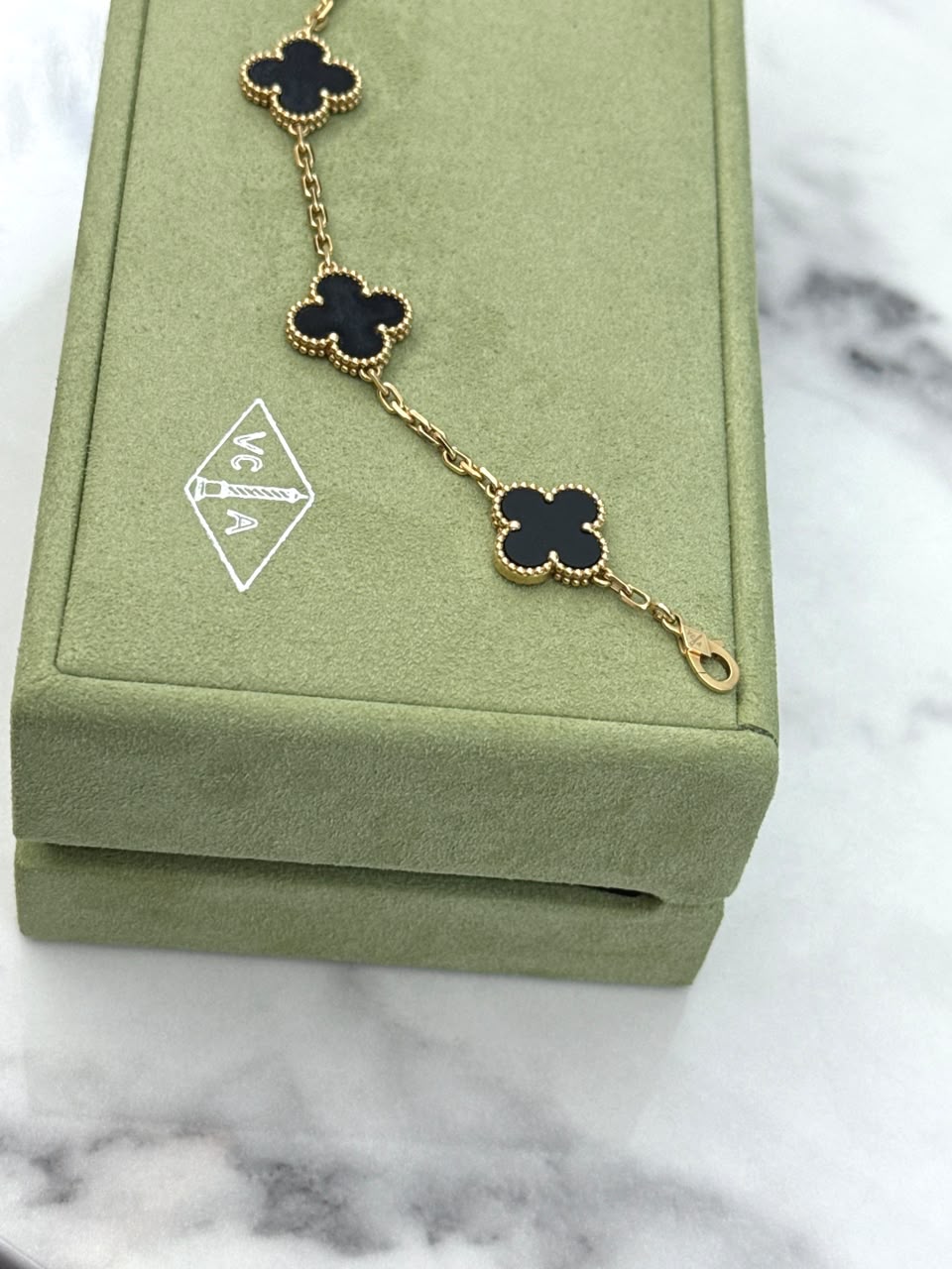 ONYX 5 MOTIF 18K YELLOW GOLD VINTAGE ALHAMBRA BRACELET