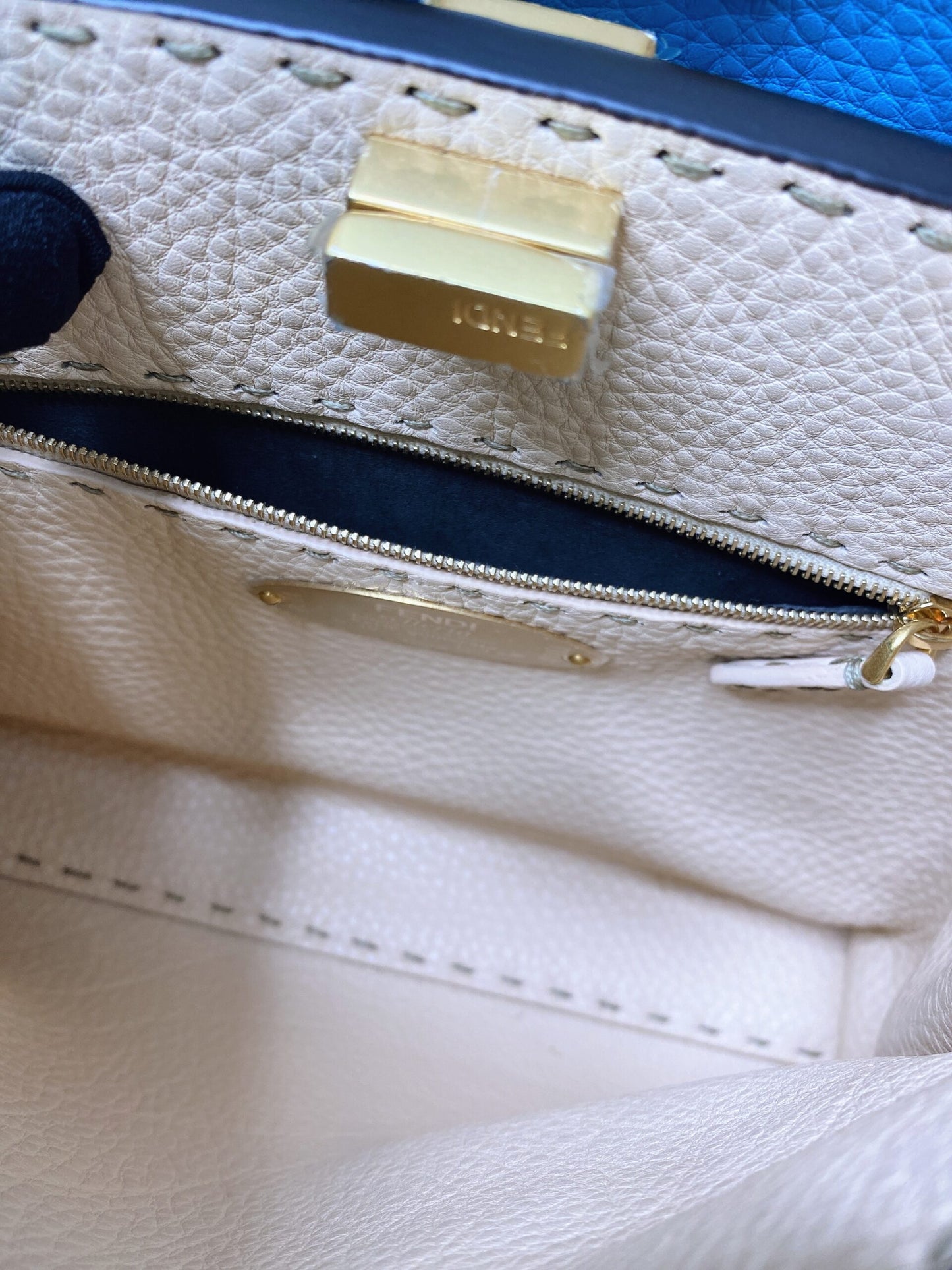 WHITE SELLERIA PEEKABOO SMALL TOP HANDLE BAG