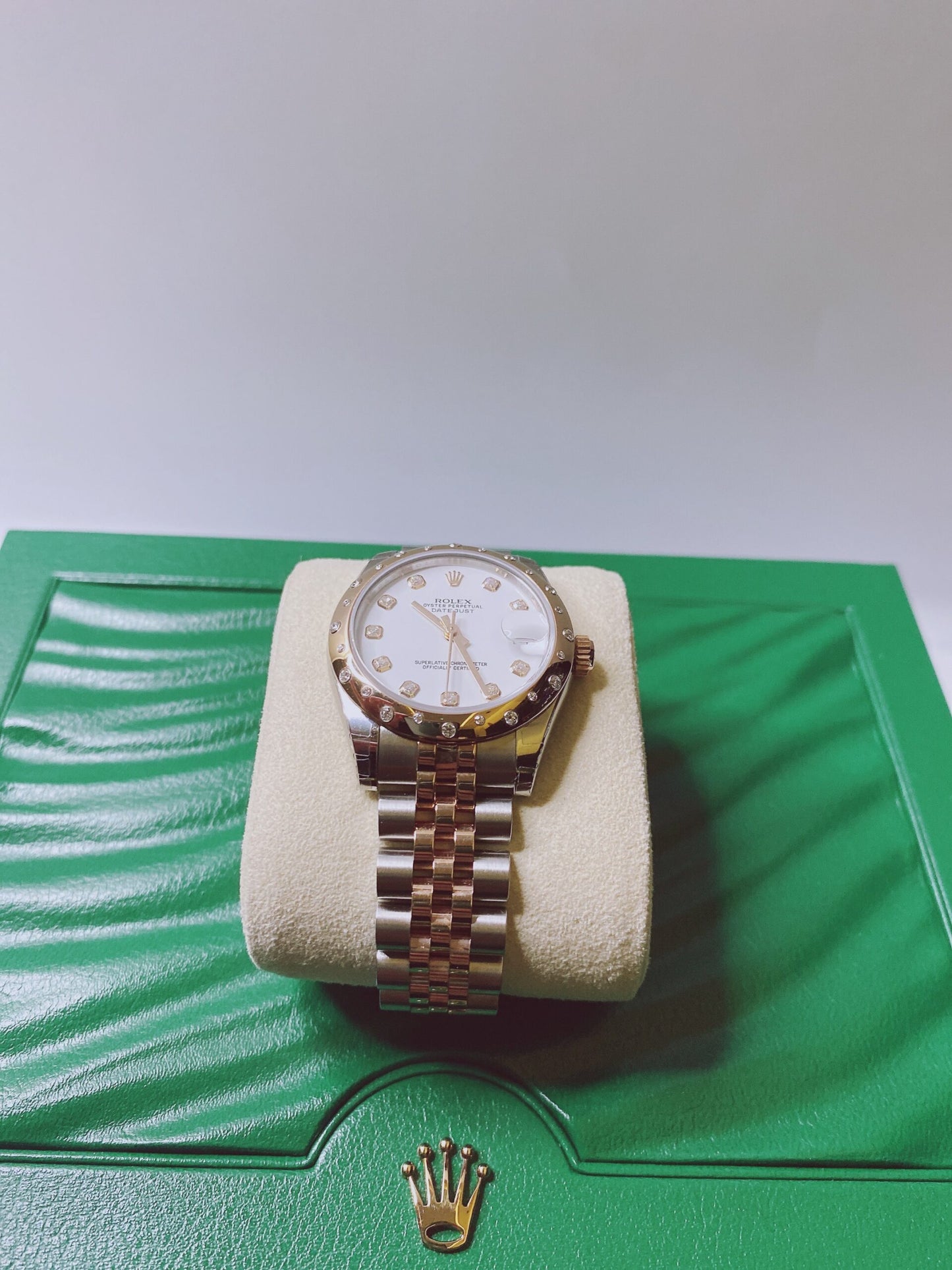 DATEJUST 31 WHITE DIAMOND DIAL DIAMOND BEZEL 18K ROSE GOLD TWO TONE JUBILEE LADIES WATCH