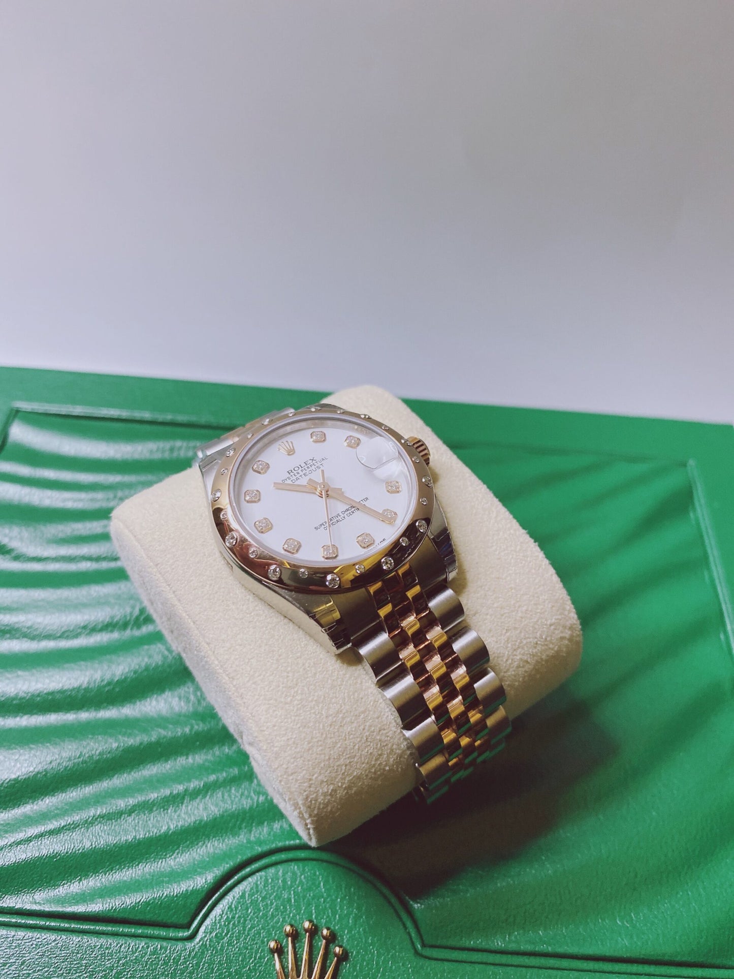 DATEJUST 31 WHITE DIAMOND DIAL DIAMOND BEZEL 18K ROSE GOLD TWO TONE JUBILEE LADIES WATCH