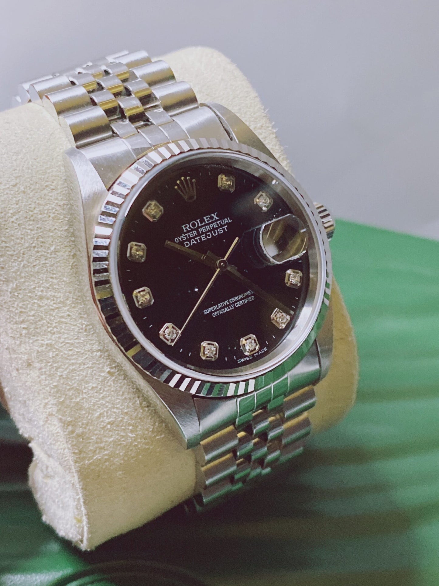 DATEJUST STEEL WHITE GOLD BLACK DIAMOND DIAL WATCH 36MM