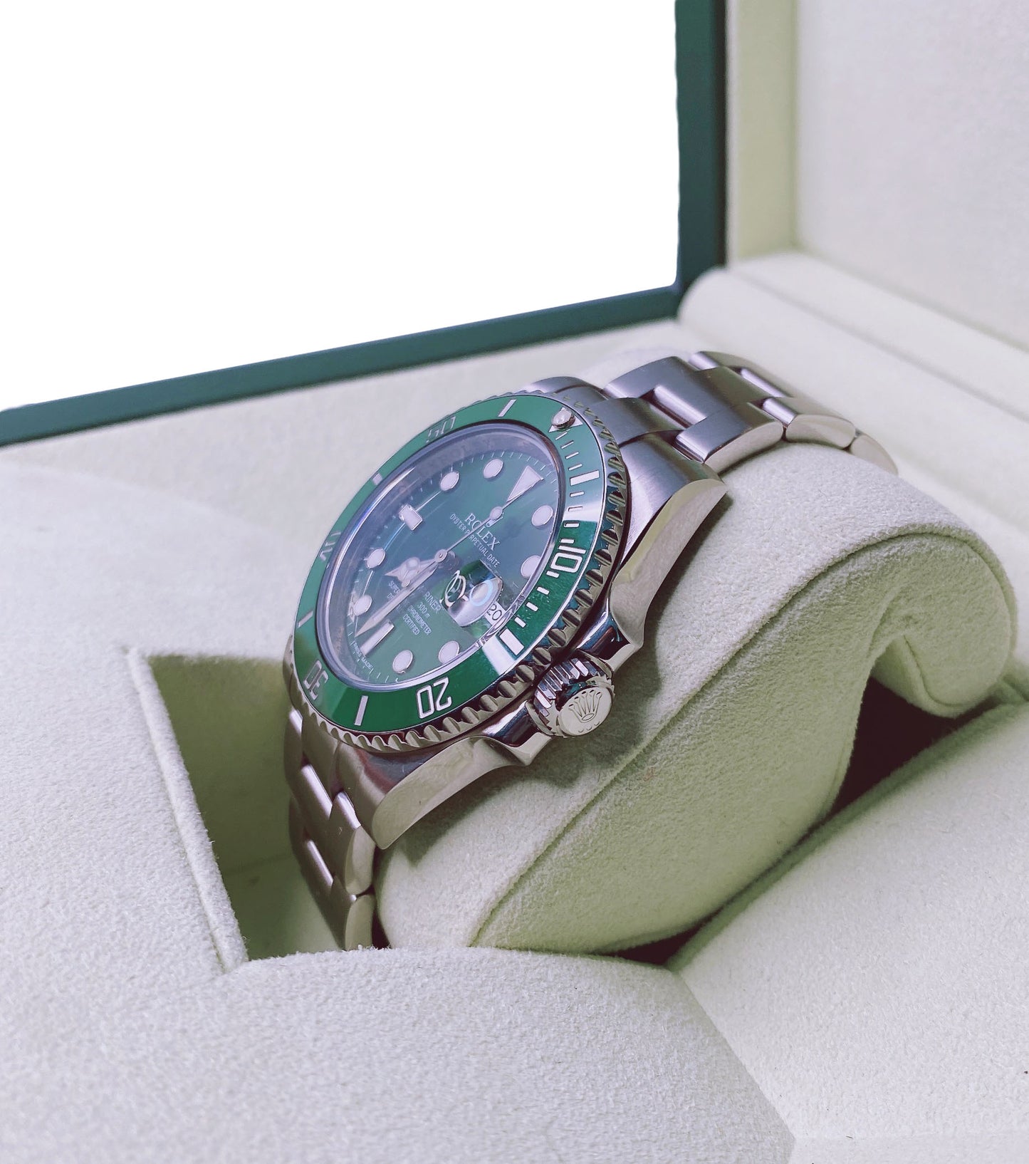 SUBMARINER DATE "HULK" 116610LV WATCH 40MM