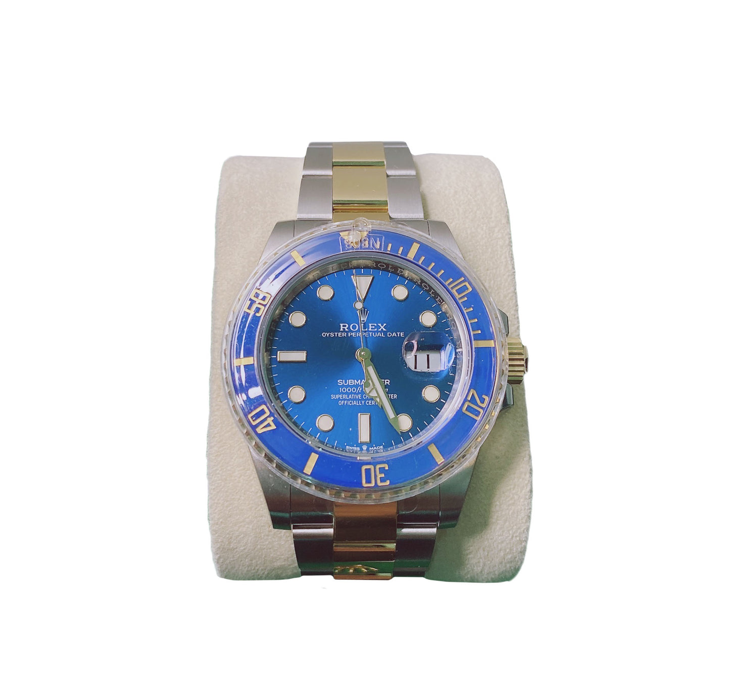 SUBMARINER DATE CERAMIC BLUESY GOLD AND STEEL BLUE DIAL 116613LB WATCH