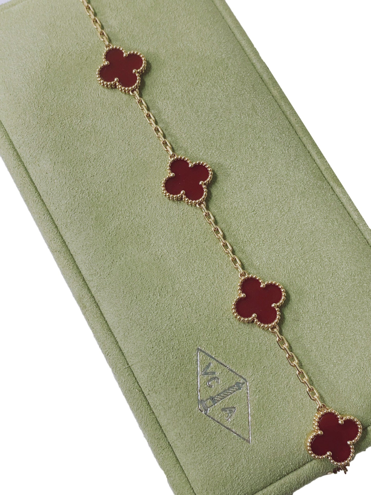 VINTAGE ALHAMBRA 5 MOTIF RED CARNELIAN BRACELET