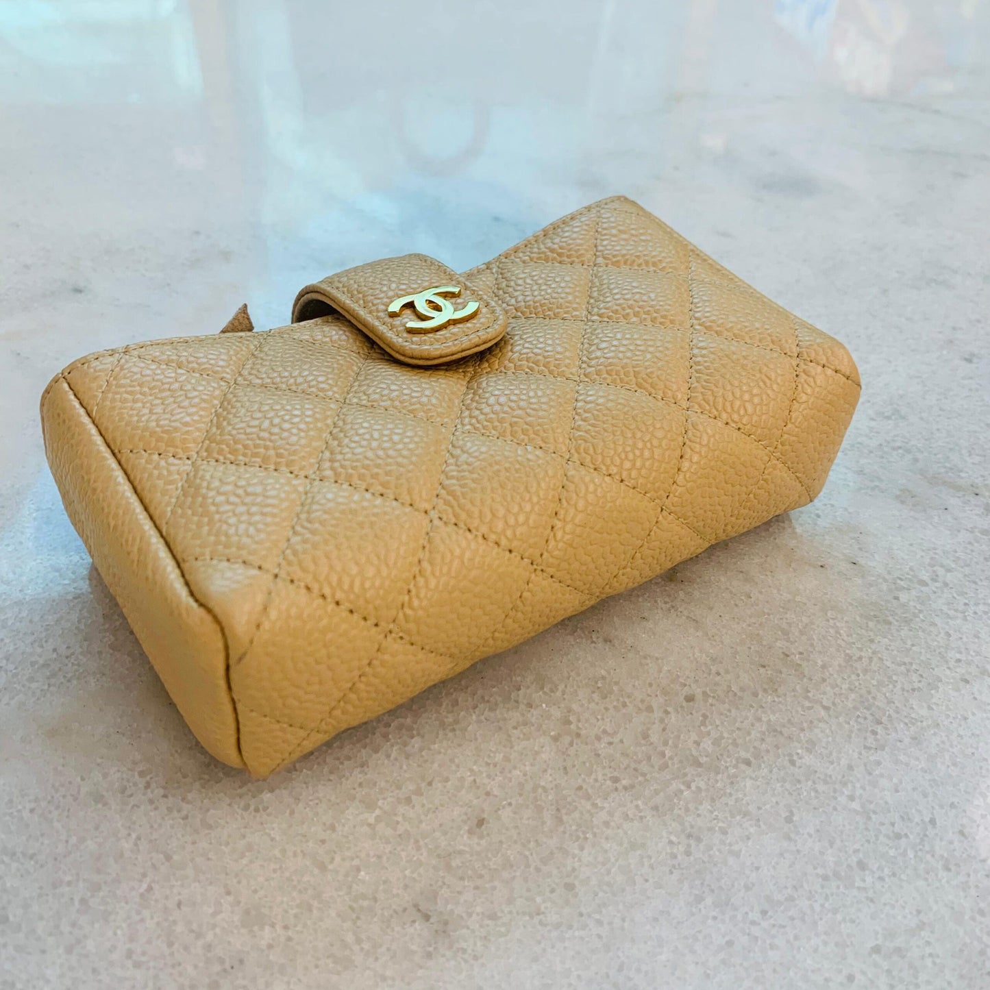 BEIGE QUILTED CAVIAR LEATHER CC O-MINI PHONE HOLDER CLUTCH