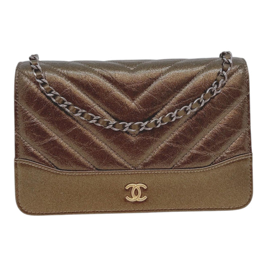 AGED CALFSKIN CHEVRON QUILTED GABRIELLE WALLET ON CHAIN