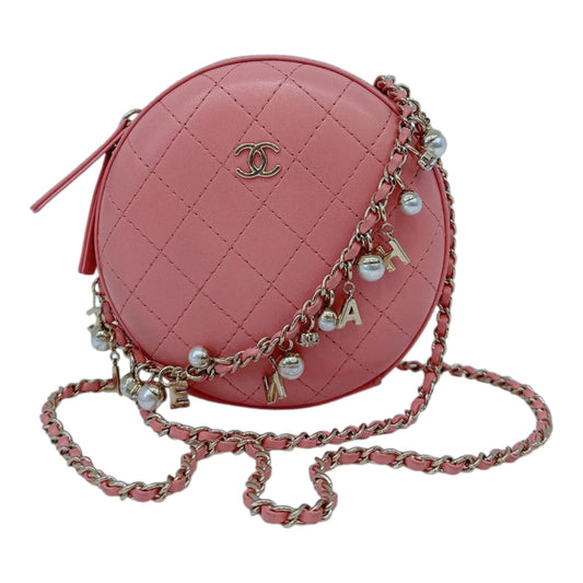 CC QUILTED LAMBSKIN ROUND CROSSBODY BAG