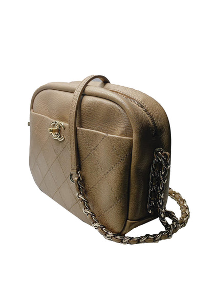 BEIGE GOATSKIN QUILTED SMALL CASUAL TRIP CAMERA CASE
