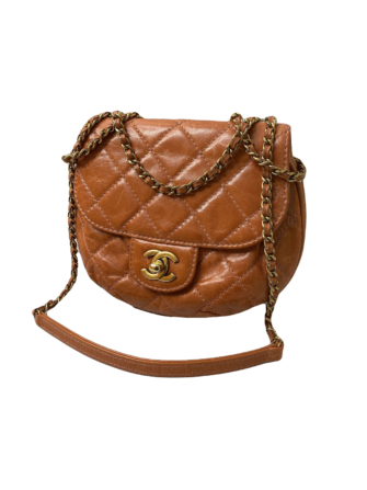 BROWN LEATHER CLASSIC FLAP CC ROUND CROSSBODY BAG