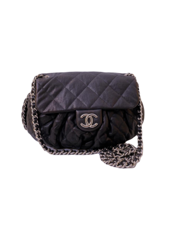 BLACK SMALL CHAIN AROUND FLAP BAG