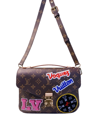 MONOGRAM PACTHES POCHETTE METIS SHOULDER BAG