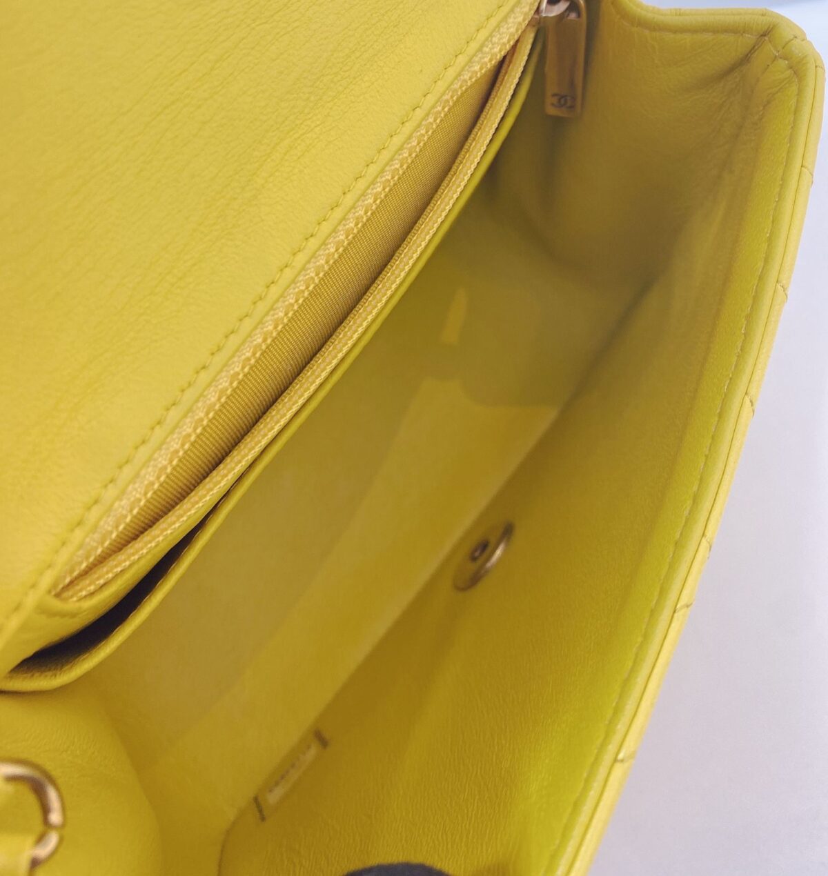 YELLOW LAMBSKIN CHEVRON LEATHER CLASSIC MINI FLAP BAG GHW