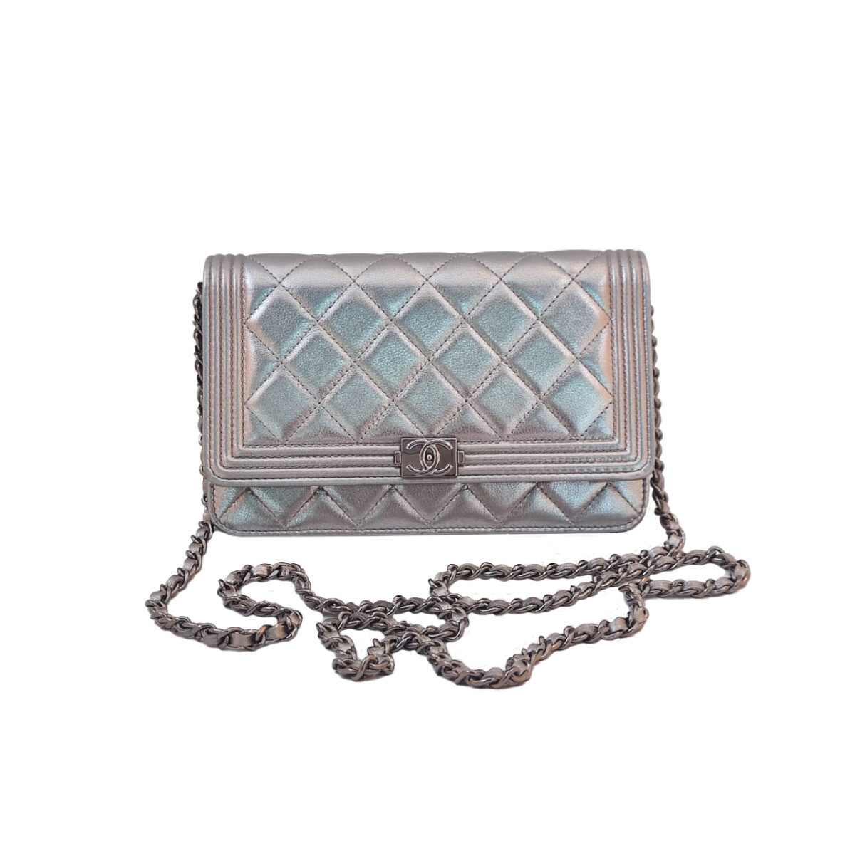 SILVER METALLIC LAMBSKIN BOY WALLET ON CHAIN