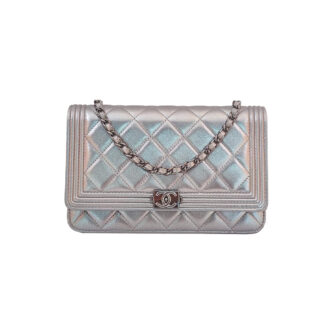SILVER METALLIC LAMBSKIN BOY WALLET ON CHAIN