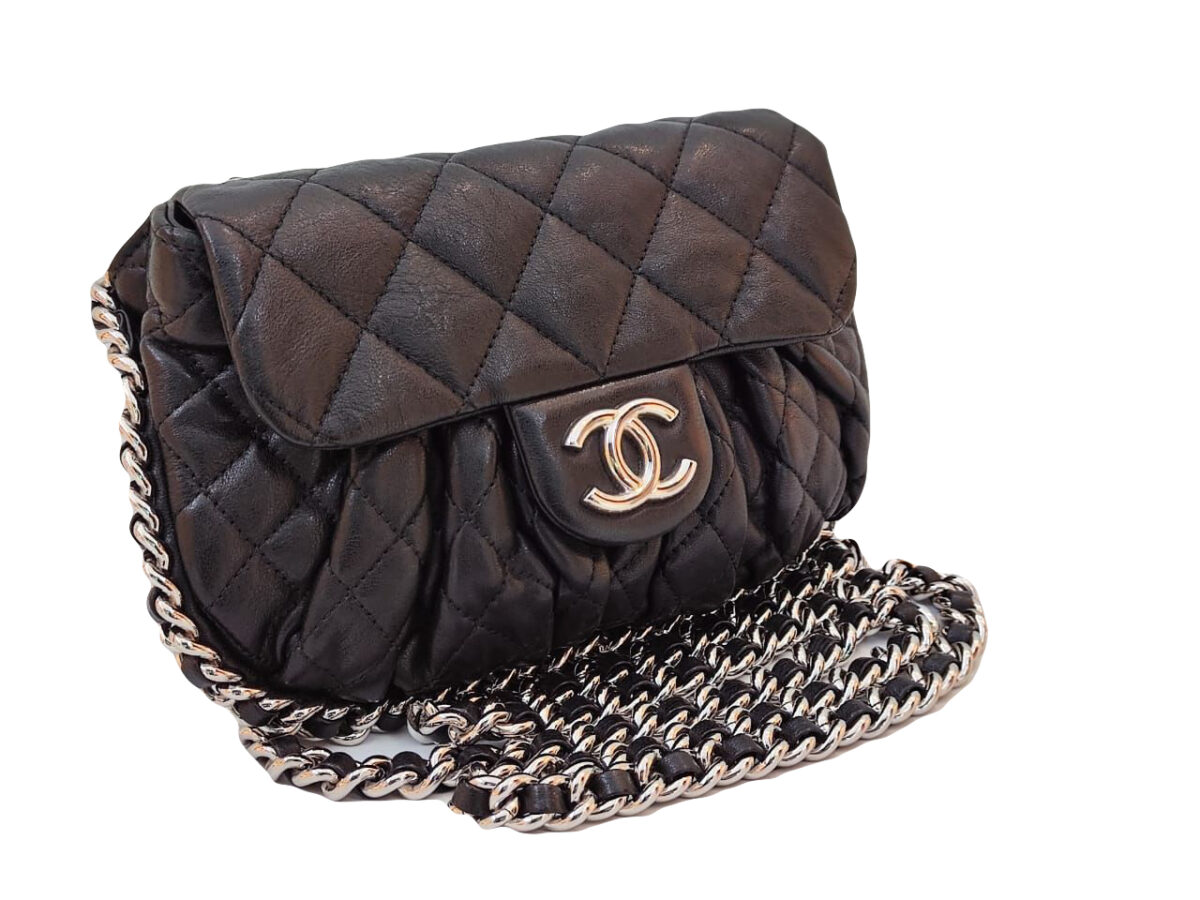 BLACK QUILTED LEATHER SMALL CHAIN AROUND SHOULDER BAG