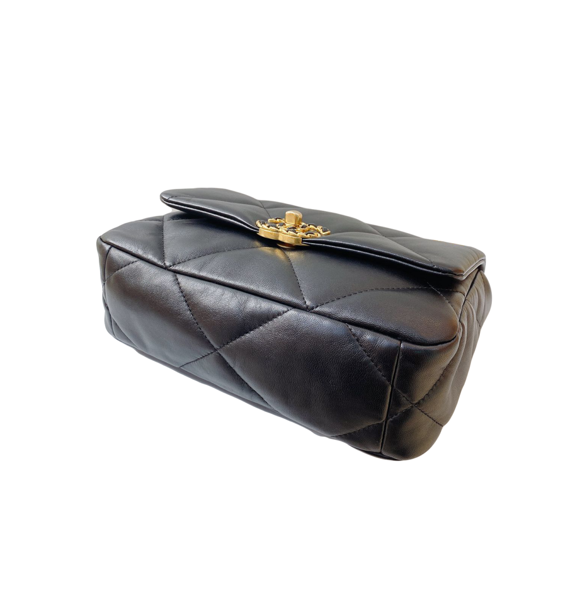 BLACK LAMBSKIN LEATHER CHANEL19 HANDBAG