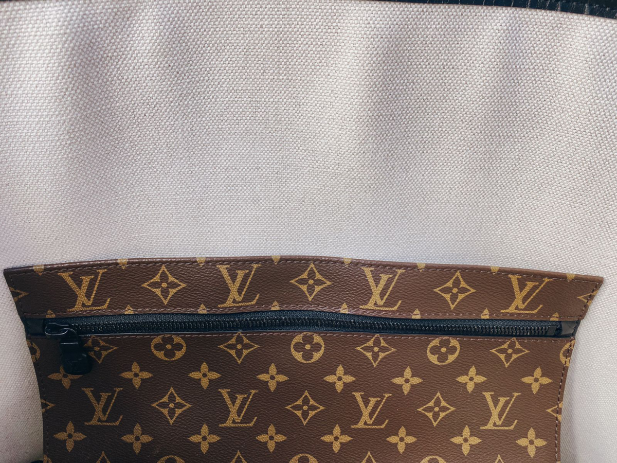 MONOGRAM CANVAS WEEKEND GM TOTE BAG