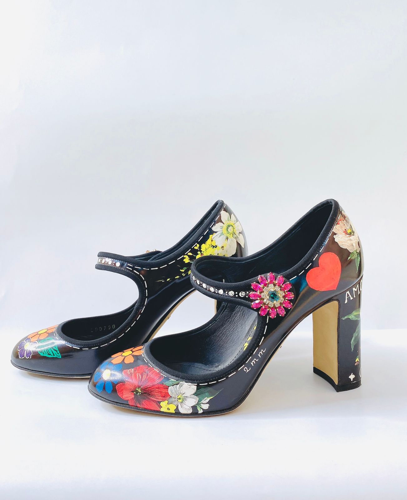 BLACK FLORAL PRINT LEATHER MARYJANE PUMPS 37.5 styleforless