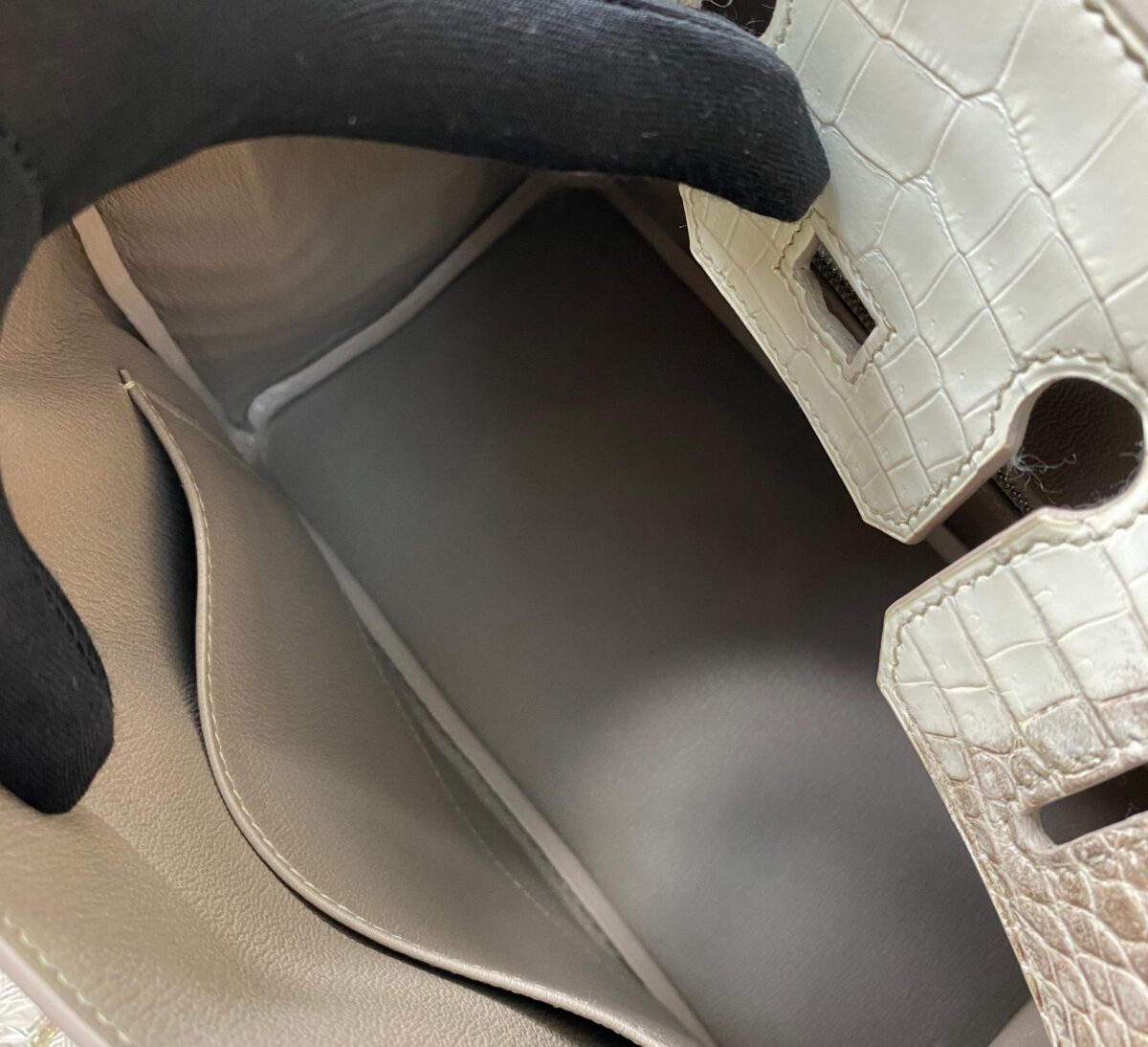 BIRKIN 25 HIMALAYA NILOTICUS CROCODILE 18K WHITE GOLD AND DIAMOND ENCRUSTED HARDWARE