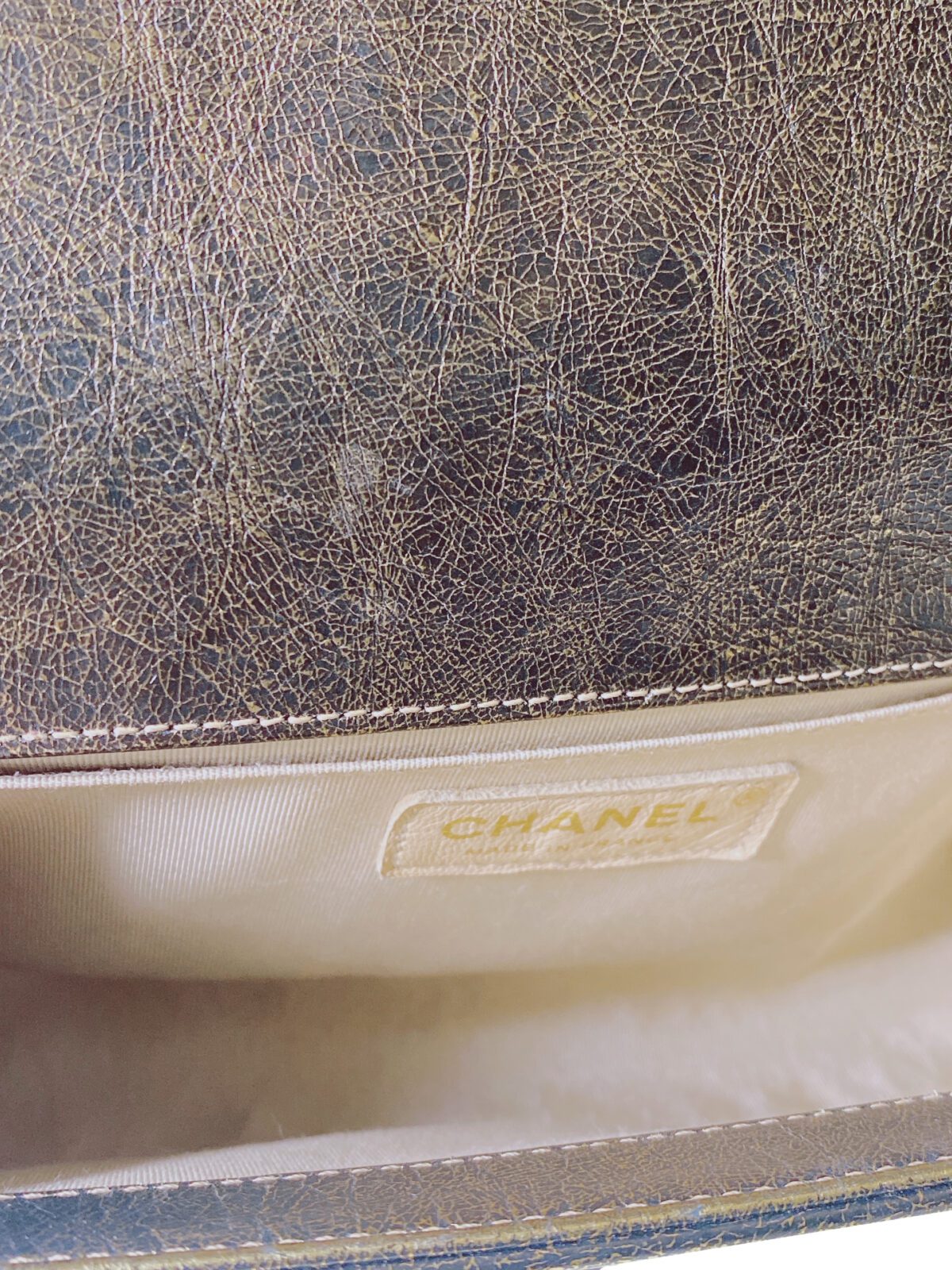 GOLD CRACKED METALLIC CALFSKIN QUILTED MEDIUM BOY FLAP BAG