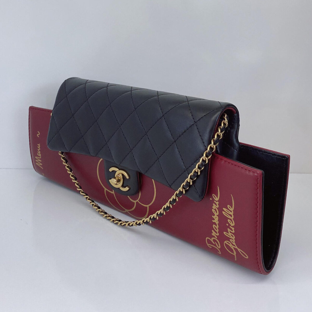 RED BLACK QUILTED CALFSKIN GABRIELLE BRASSERIE MENU FLAP CLUTCH