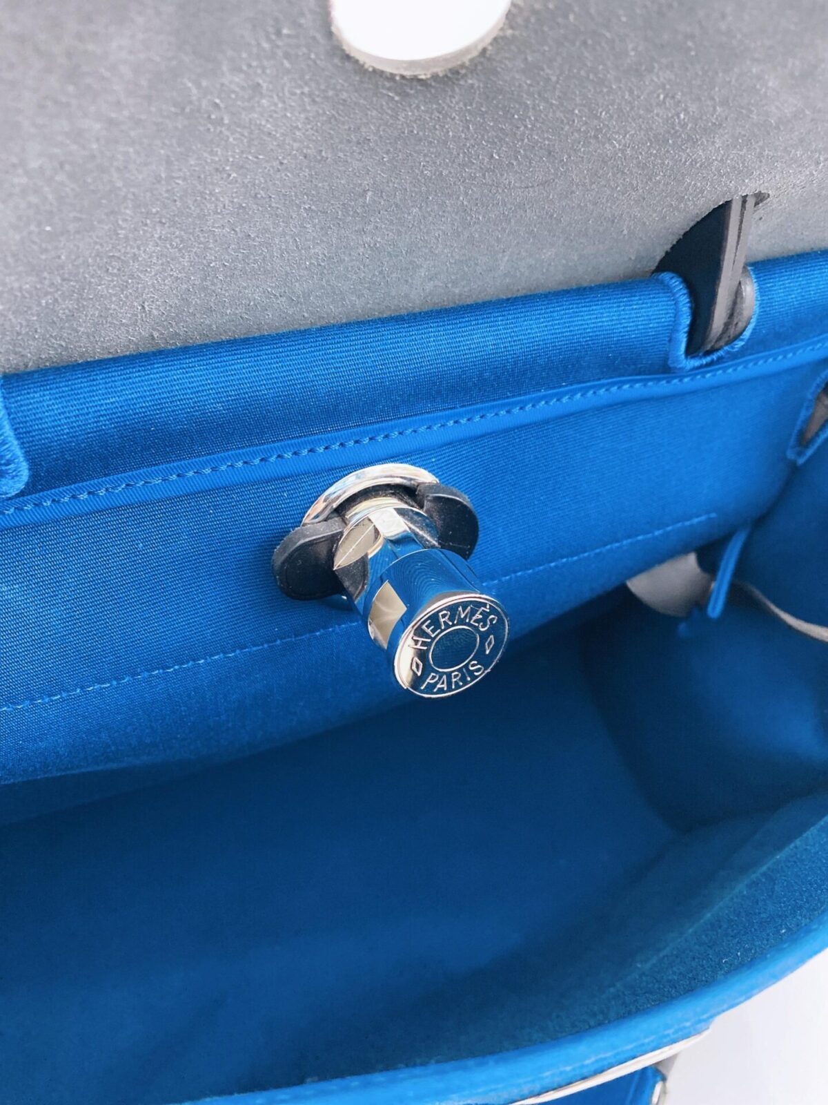 BLUE/BLACK CANVAS AND LEATHER HERBAG ZIP 31 BAG
