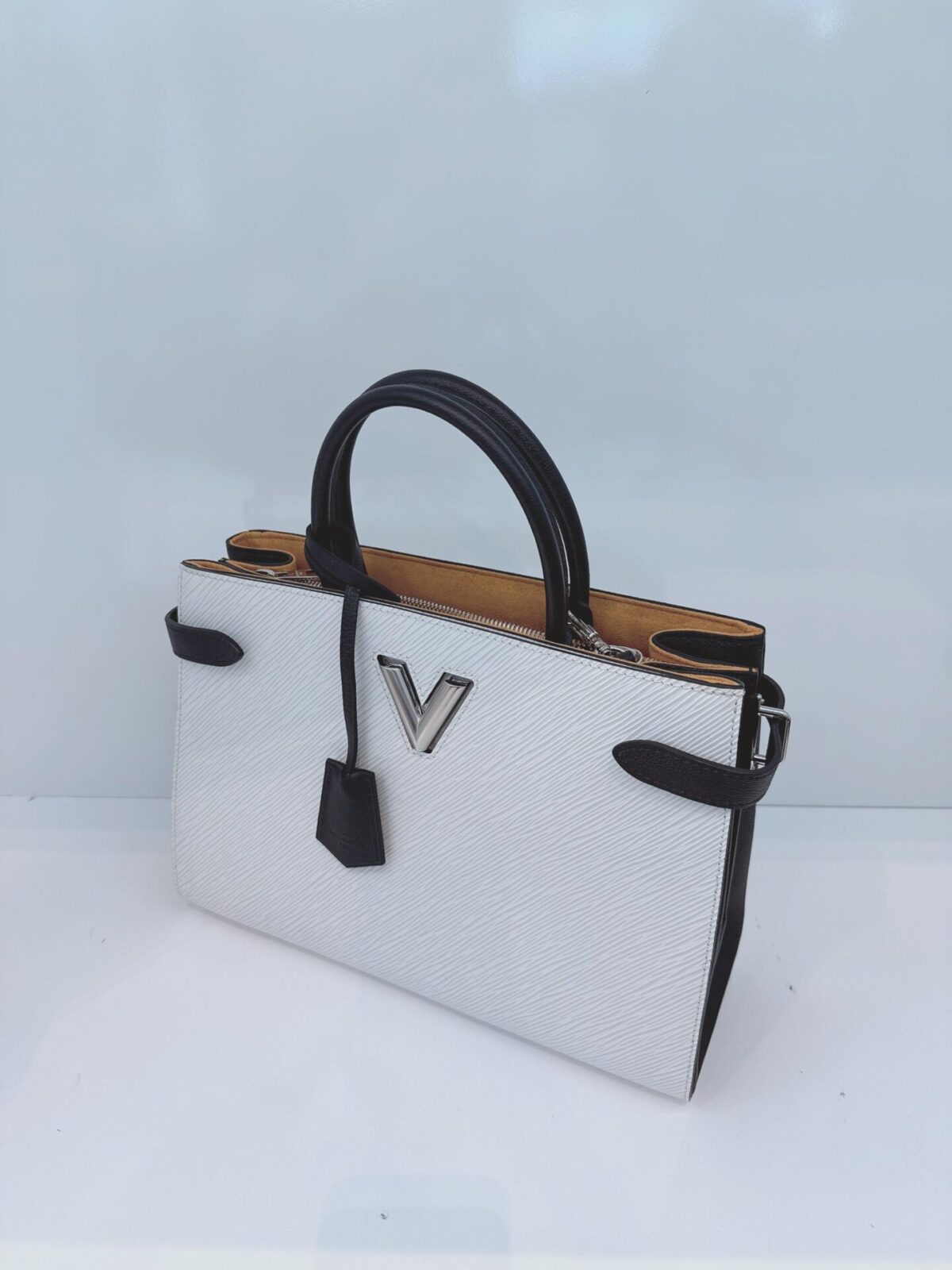 WHITE EPI LEATHER TWIST TOTE BAG