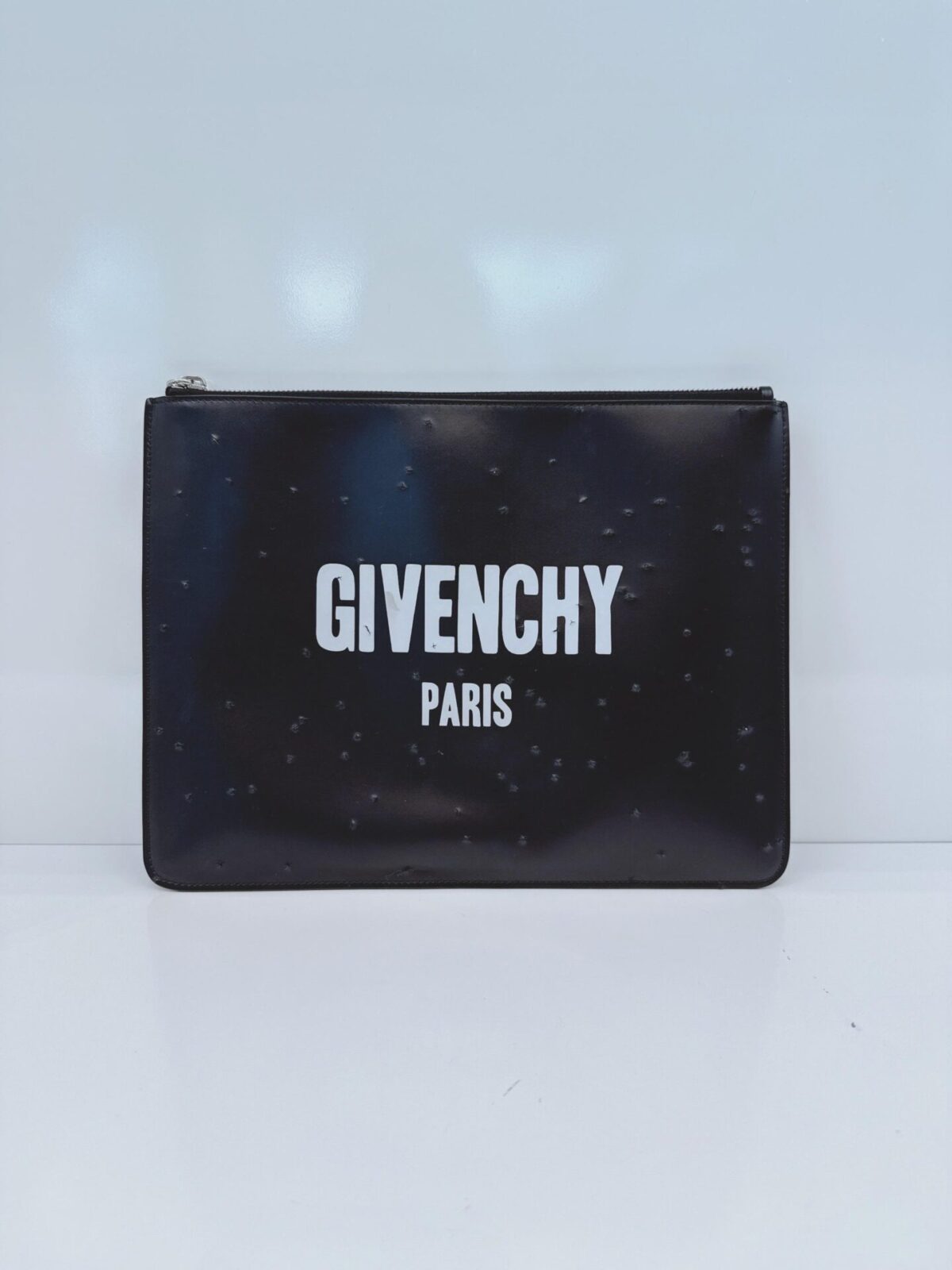 BLACK LOGO LEATHER DISTRESSED LOGO ZIP POUCH
