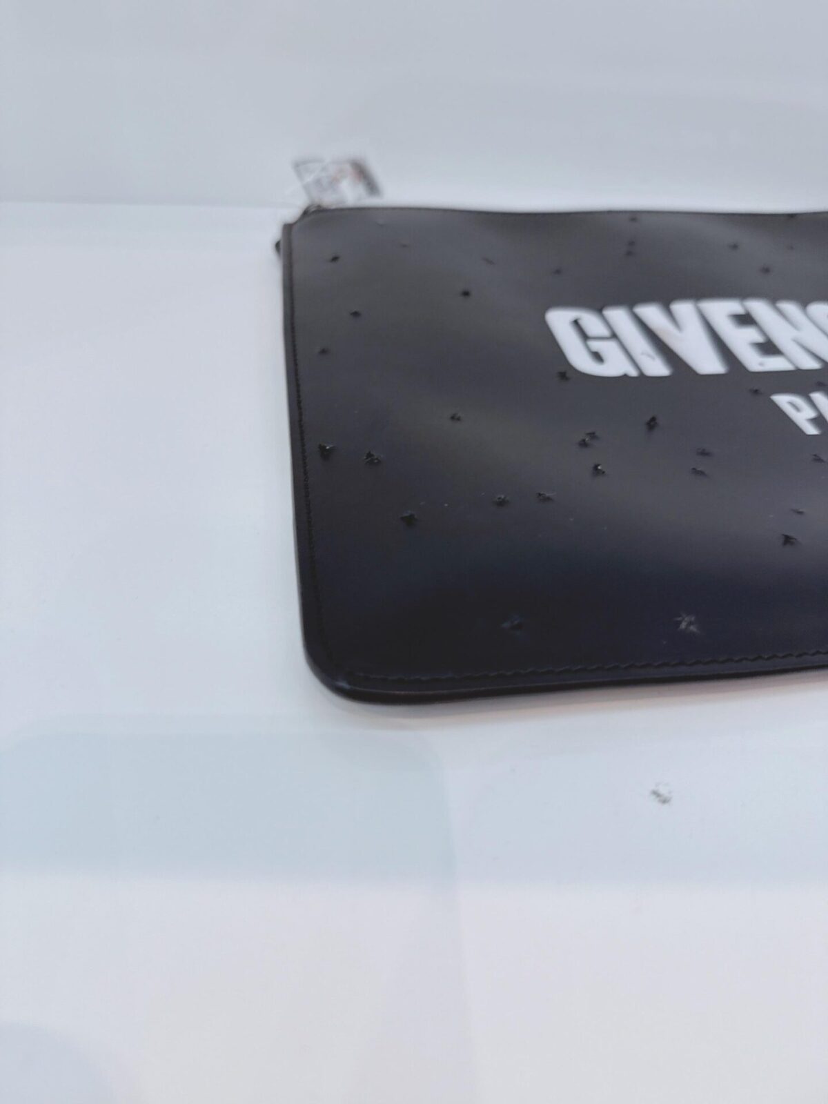 BLACK LOGO LEATHER DISTRESSED LOGO ZIP POUCH