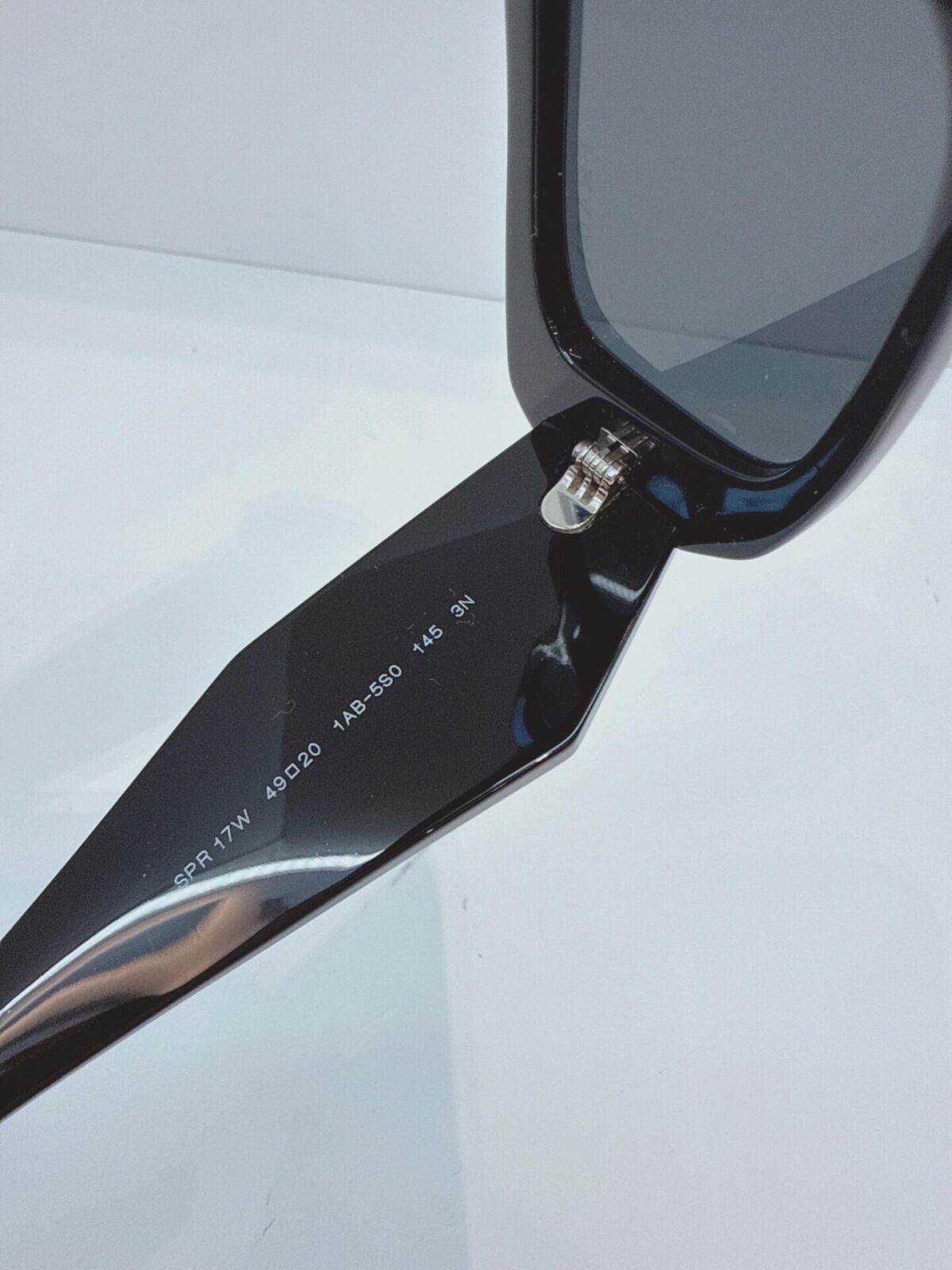 GRAY BLACK LENSE SYMBOLE  SPR17W 1AB-550 145 3N SUNGLASSES