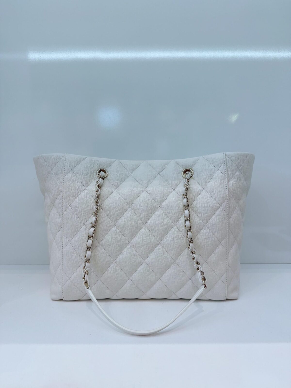 WHITE CAVIAR LEATHER 2023 LARGE SHOPPING TOTE BAG